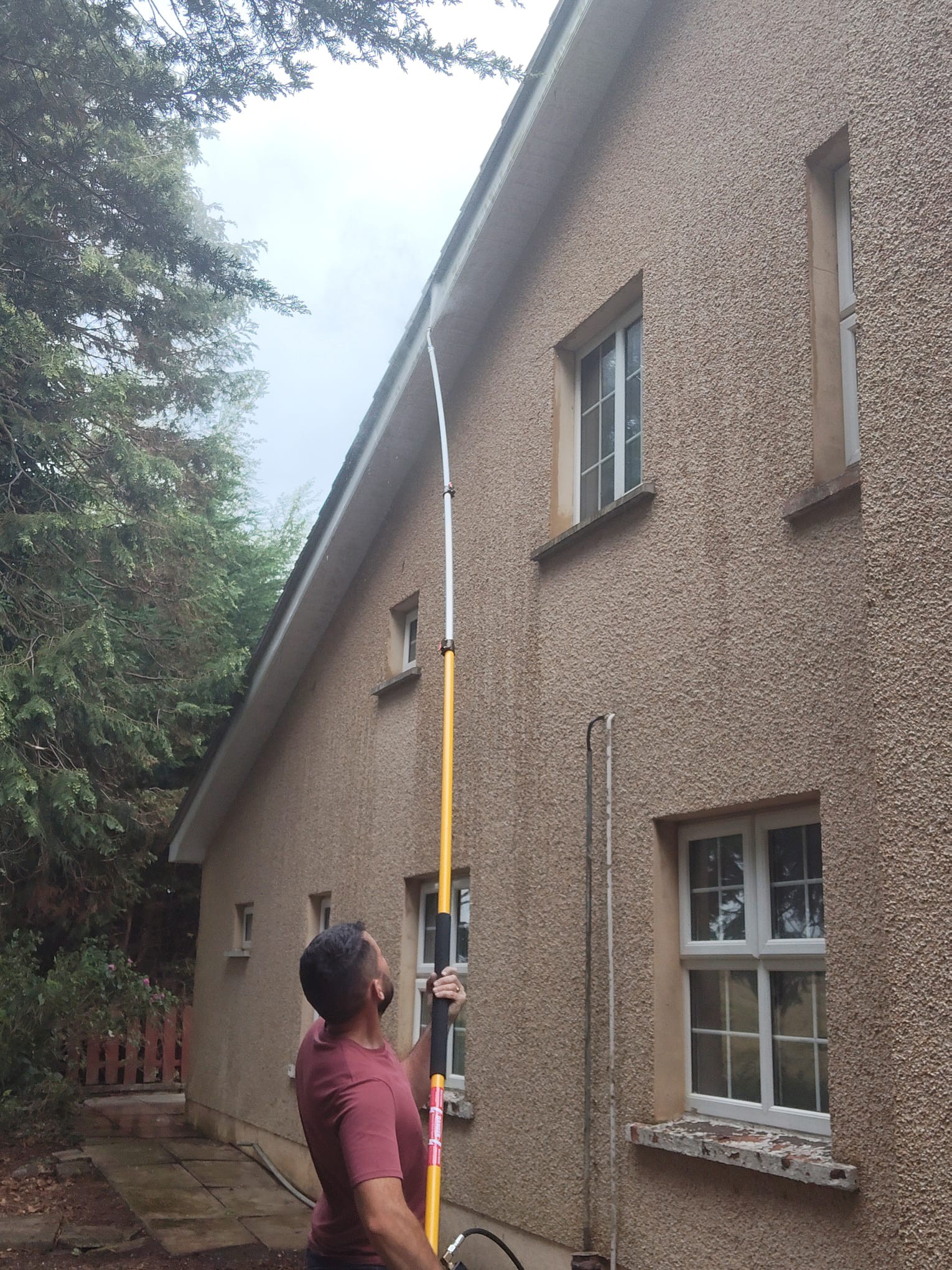 514439552_122220773408176501_4326234264335625527_n roof cleaning in Magherafelt